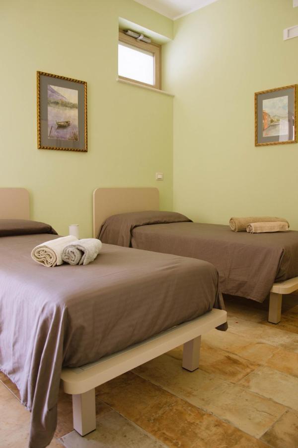 Casa Azzurra Ostuni Bed & Breakfast ภายนอก รูปภาพ